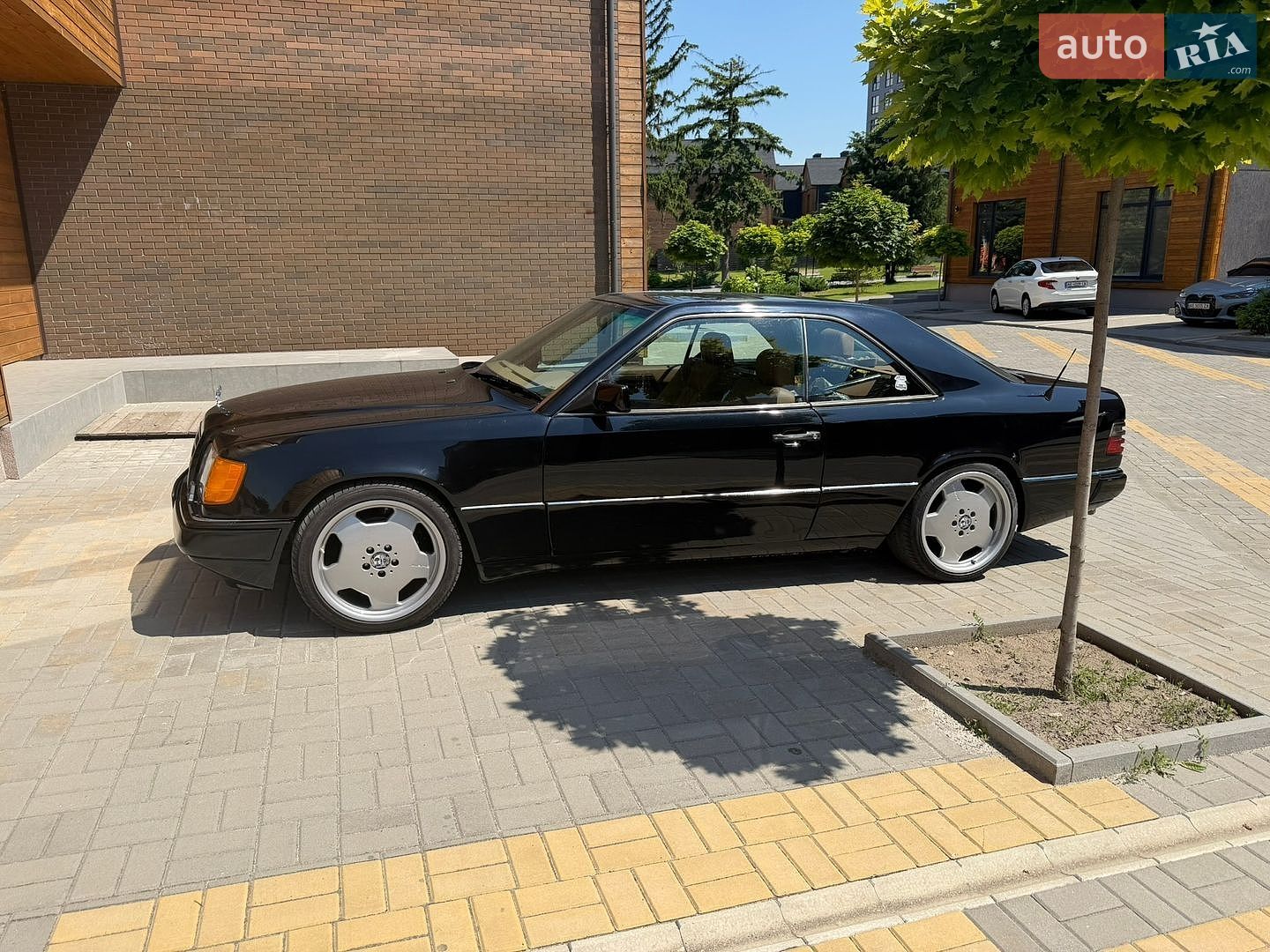 MERCEDES-BENZ 124 1994 VIN WDB1240521B991958 фото оголошення 11 з 13