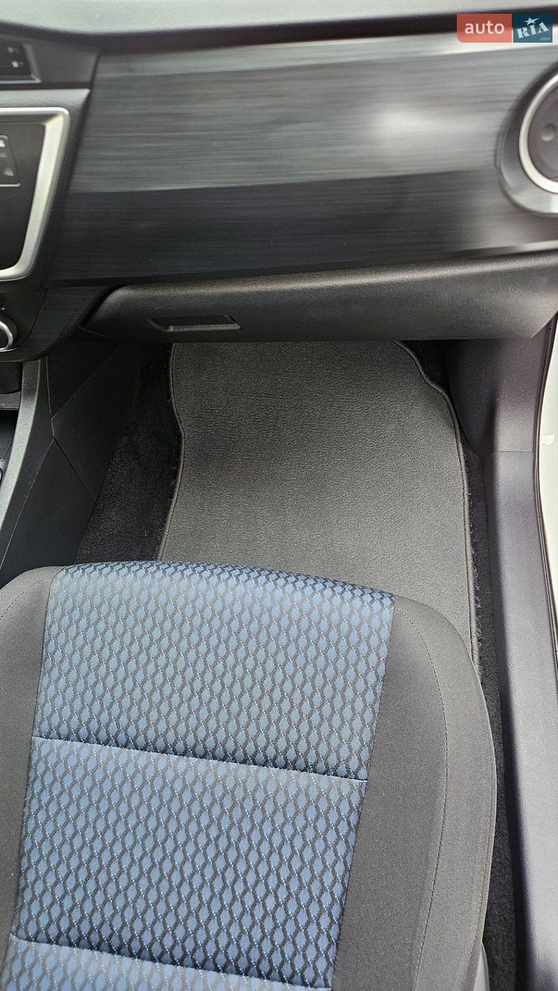 Toyota Auris 2013 VIN SB1ZE3JEX0E033163 фото оголошення 12 з 22