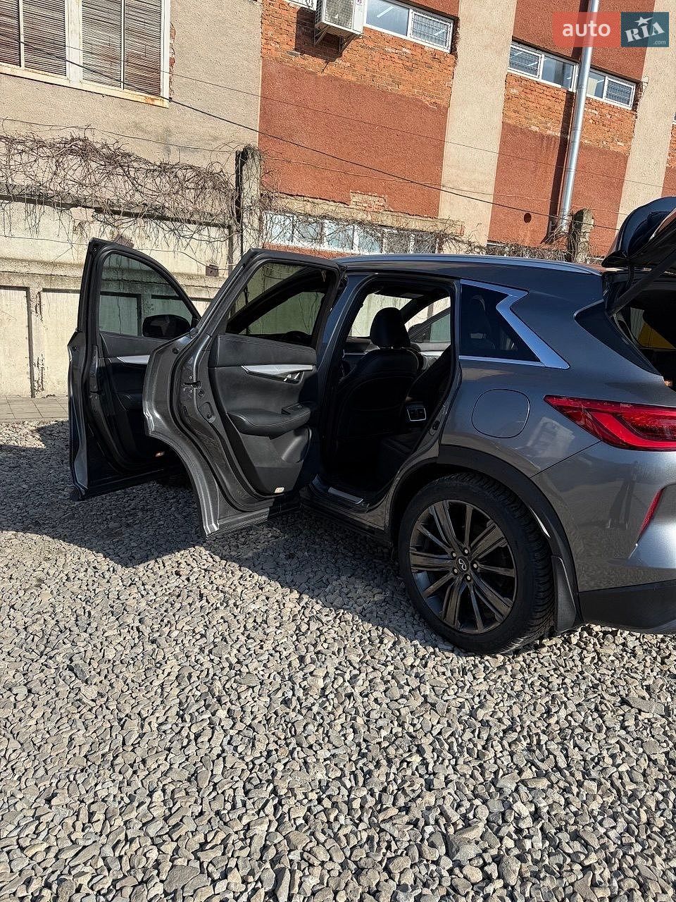 Infiniti QX50 2019 VIN 3PCAJ5M19LF107815 фото оголошення 3 з 27