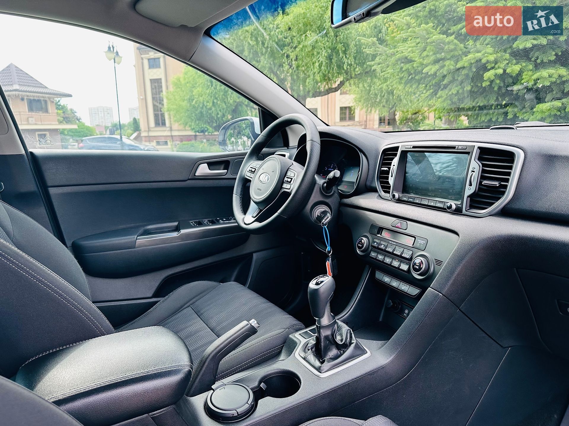 Kia Sportage 2017 VIN U5YPG815GHL380951 фото оголошення 12 з 19