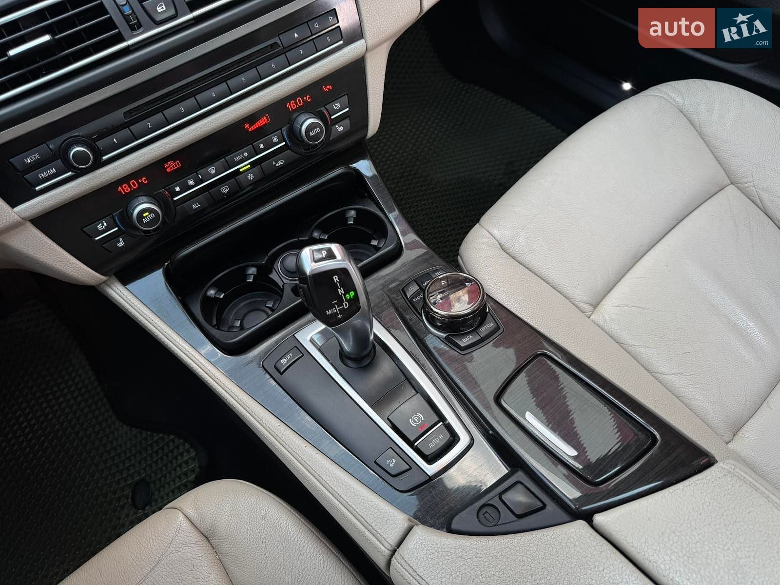 BMW 5 Series 2011 VIN WBAFU7C58BC872598 фото оголошення 5 з 21
