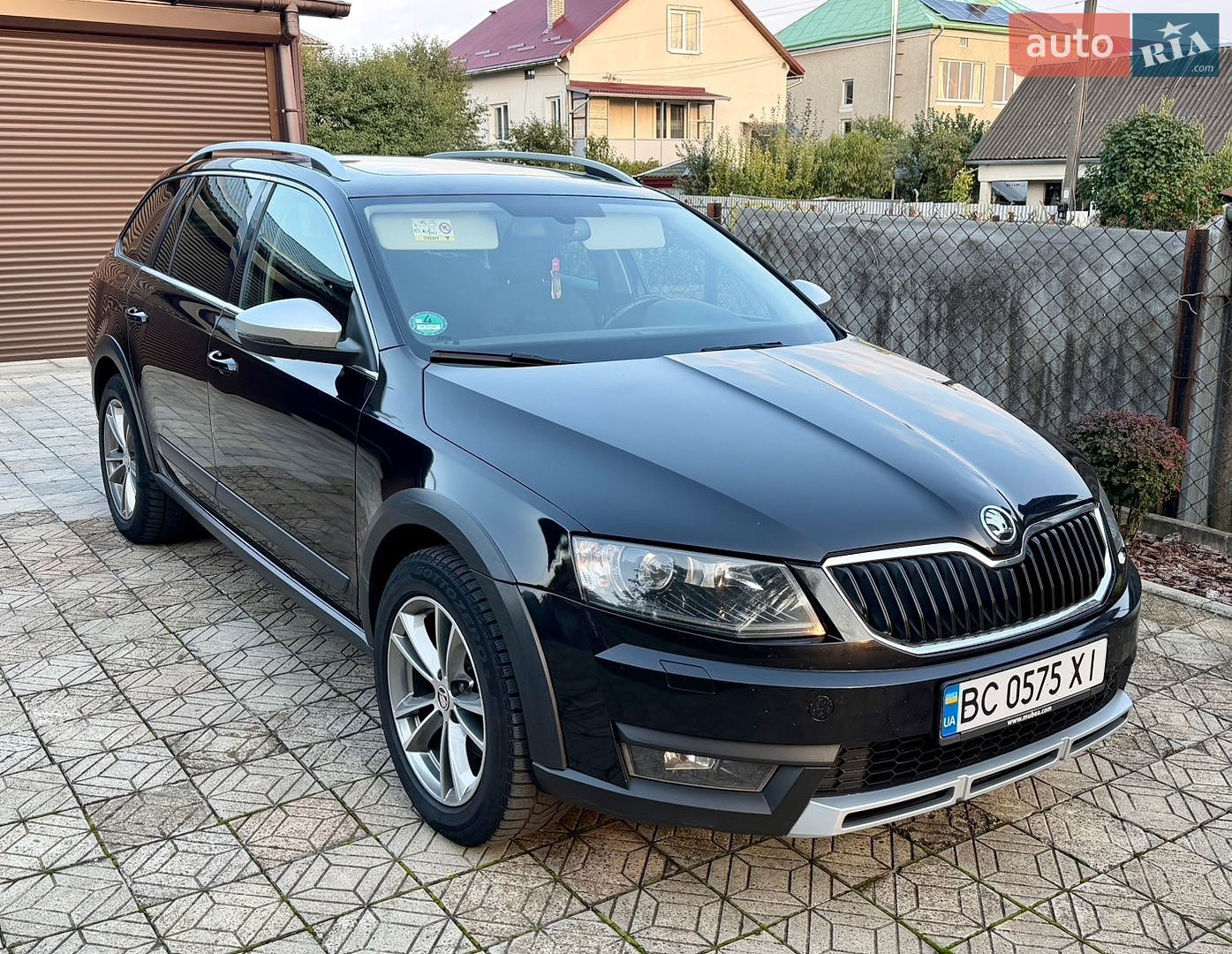 Skoda Octavia Scout 2016 VIN TMBLK6NE9G0145045 фото оголошення 7 з 32