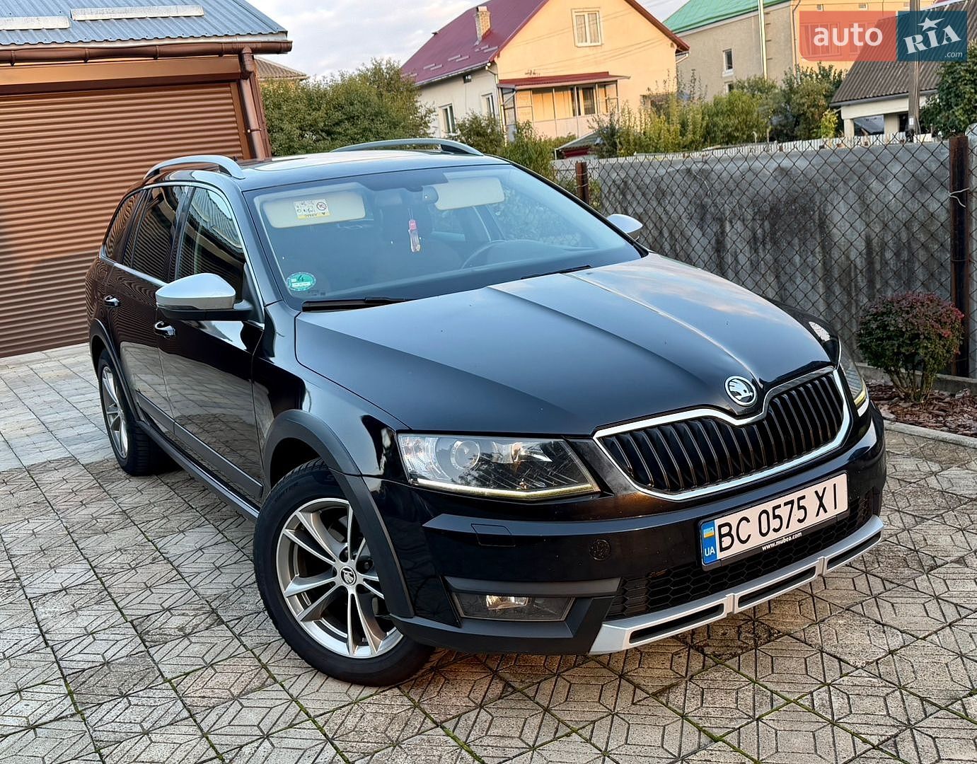 Skoda Octavia Scout 2016 VIN TMBLK6NE9G0145045 фото оголошення 15 з 32