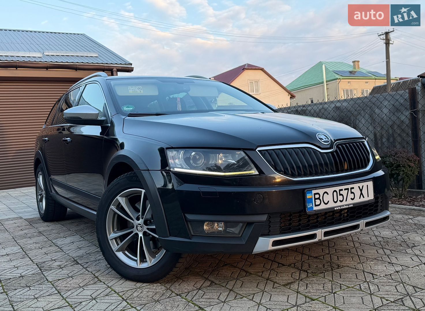 Skoda Octavia Scout 2016 VIN TMBLK6NE9G0145045 фото оголошення 16 з 32
