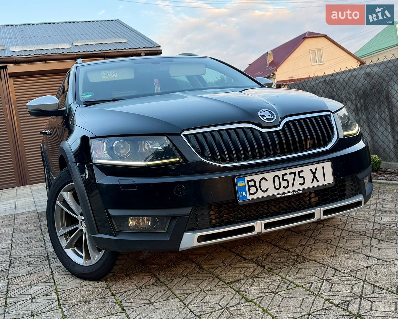 Skoda Octavia Scout 2016 VIN TMBLK6NE9G0145045 фото оголошення 18 з 32