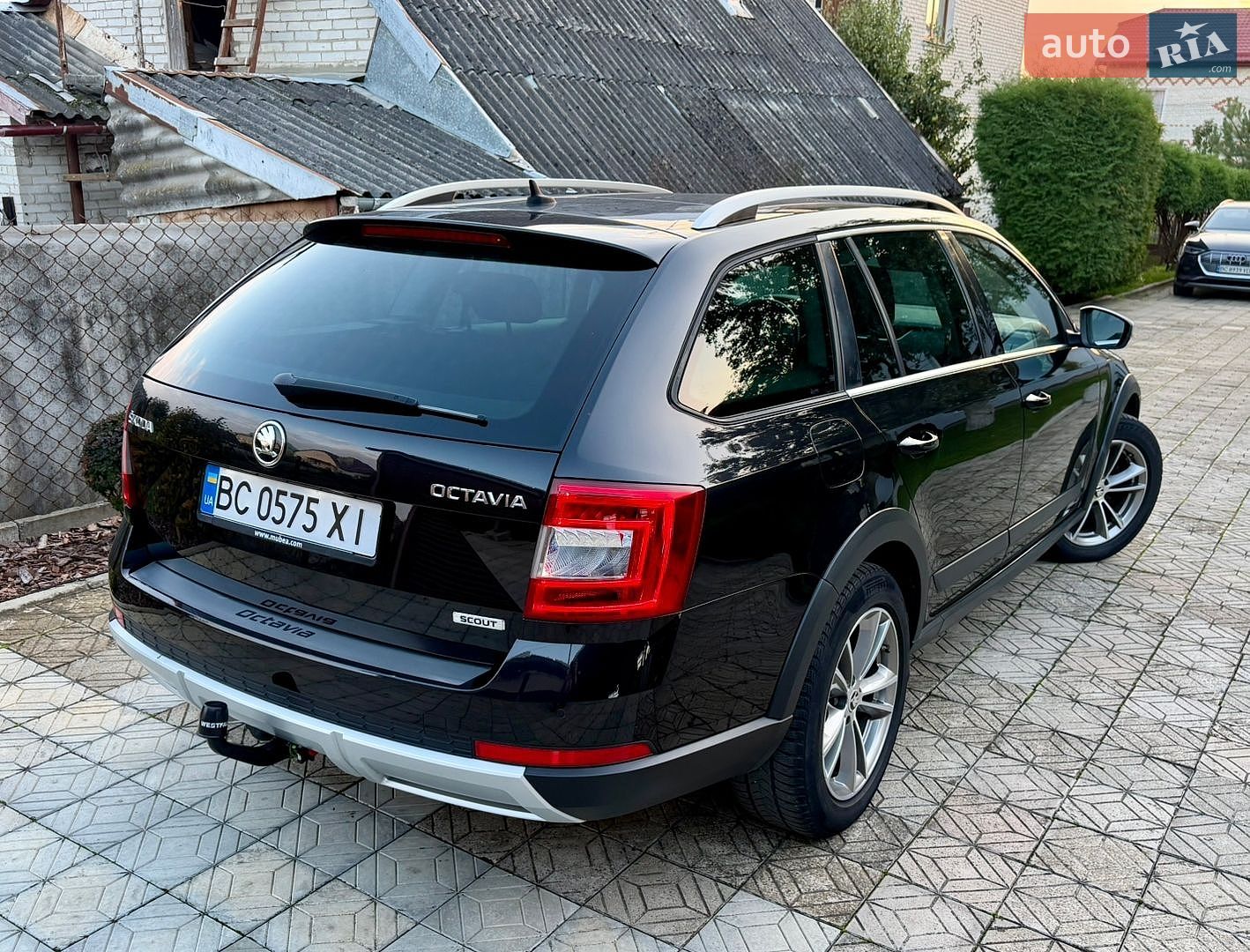 Skoda Octavia Scout 2016 VIN TMBLK6NE9G0145045 фото оголошення 27 з 32