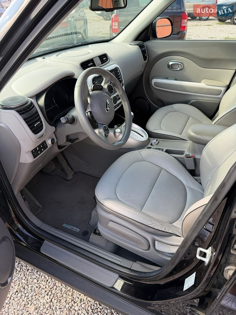 Kia Soul EV 2018 VIN KNAJX81EFJ7031776 фото оголошення 9 з 13
