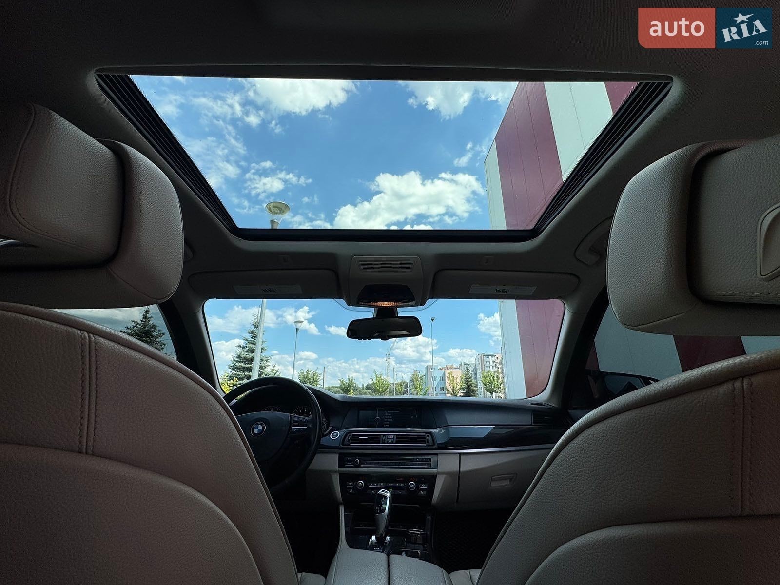 BMW 5 Series 2011 VIN WBAFU7C58BC872598 фото оголошення 7 з 21