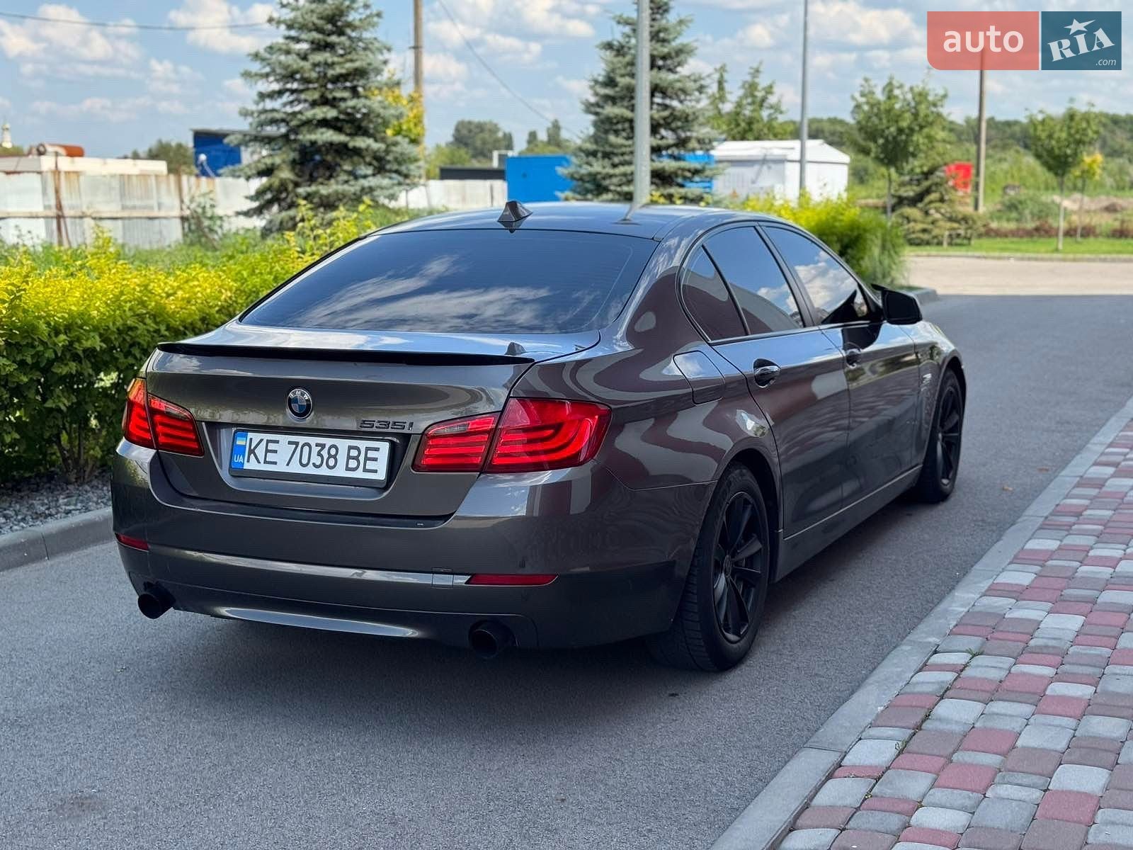 BMW 5 Series 2011 VIN WBAFU7C58BC872598 фото оголошення 12 з 21