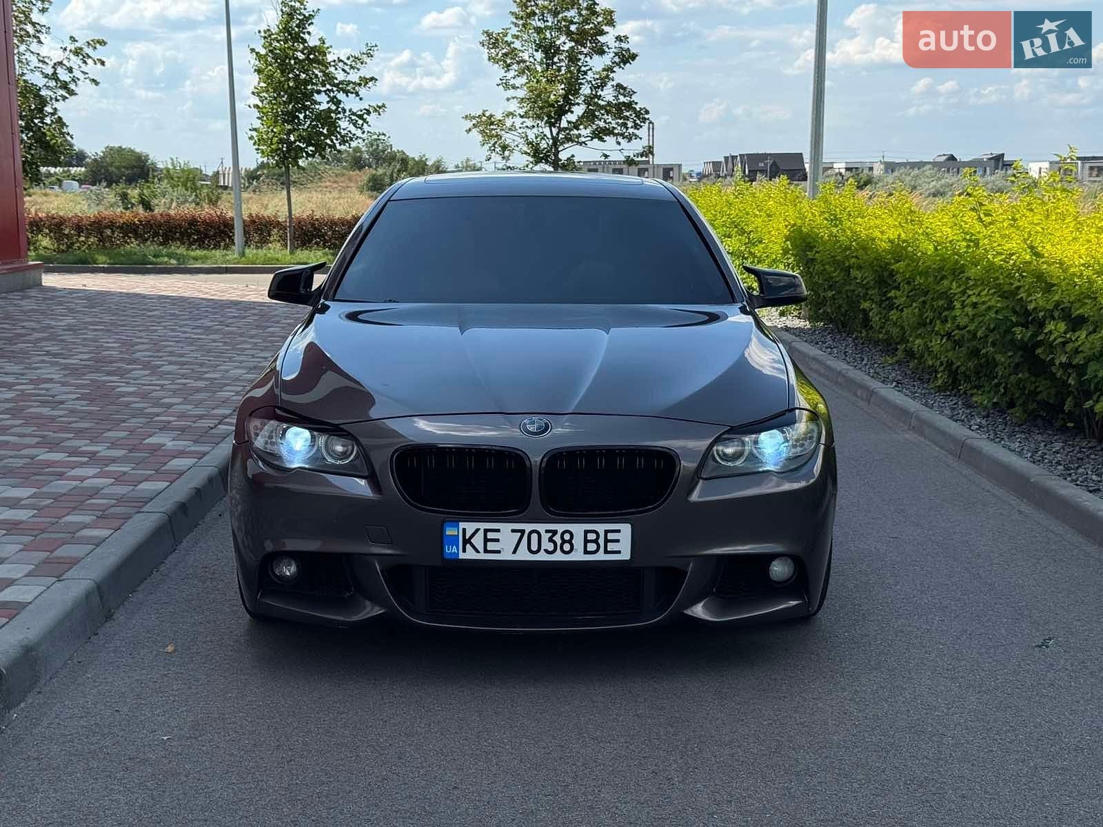 BMW 5 Series 2011 VIN WBAFU7C58BC872598 фото оголошення 14 з 21