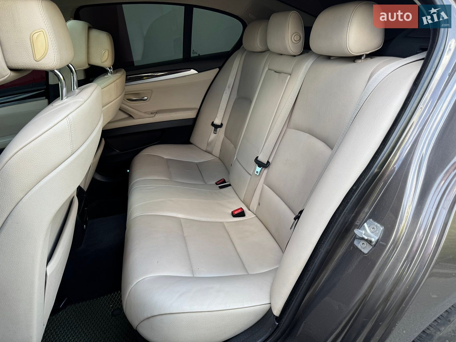 BMW 5 Series 2011 VIN WBAFU7C58BC872598 фото оголошення 18 з 21