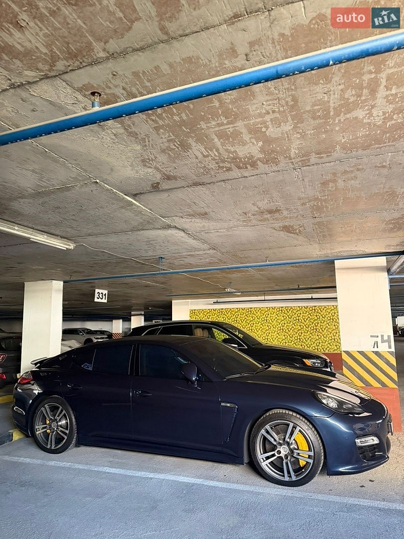 Porsche Panamera 2011 VIN WP0ZZZ97ZBL080731 фото оголошення 4 з 19