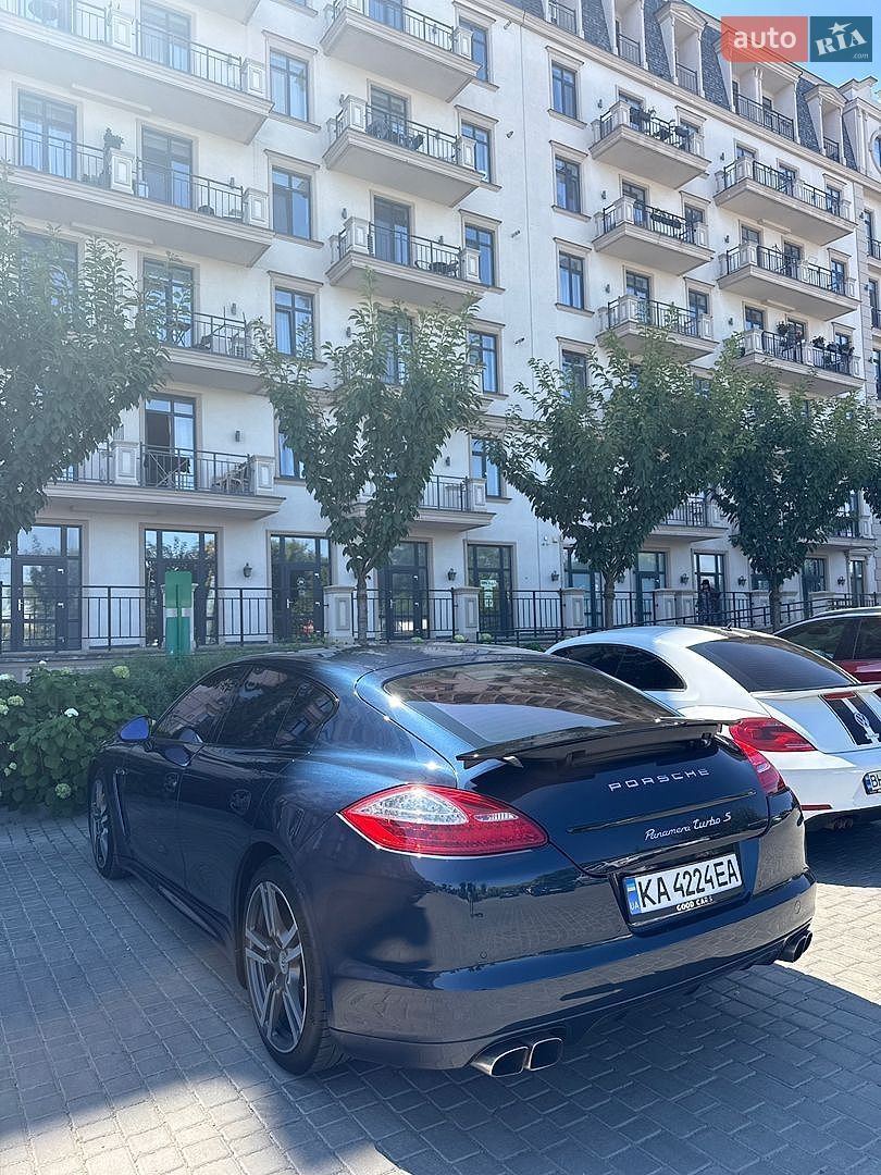 Porsche Panamera 2011 VIN WP0ZZZ97ZBL080731 фото оголошення 10 з 19