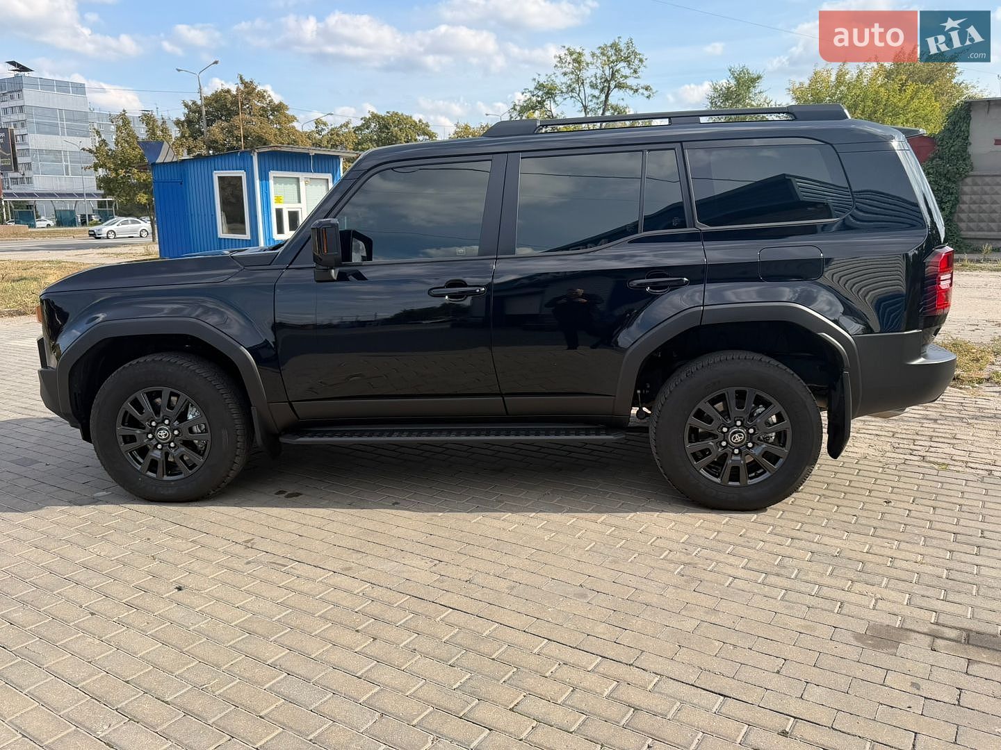 Toyota Land Cruiser Prado 2025 VIN JTEAR3AJ30K036994 фото оголошення 19 з 29