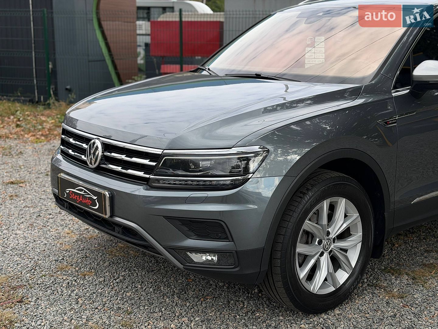 Volkswagen Tiguan Allspace 2018 VIN WVGZZZ5NZJM136821 фото оголошення 3 з 18