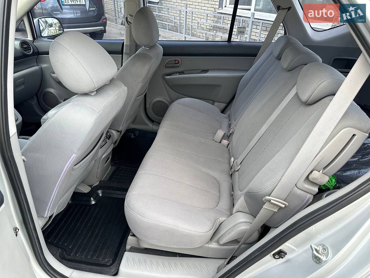 Kia Carens 2008 VIN Y6LFG52138L200617 фото оголошення 9 з 10