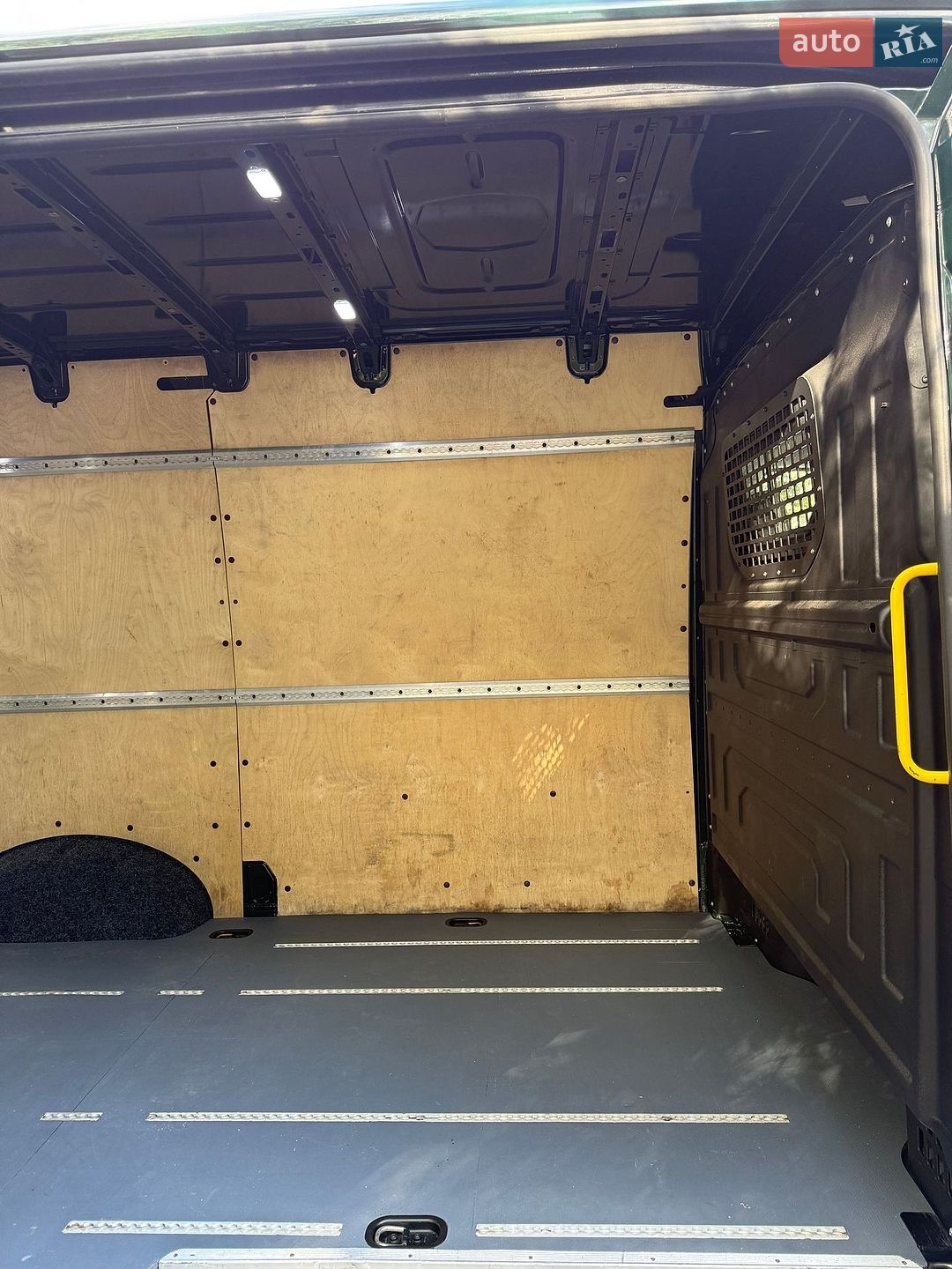Volkswagen Crafter 2018 VIN WV1ZZZSYZK9021434 фото оголошення 95 з 98