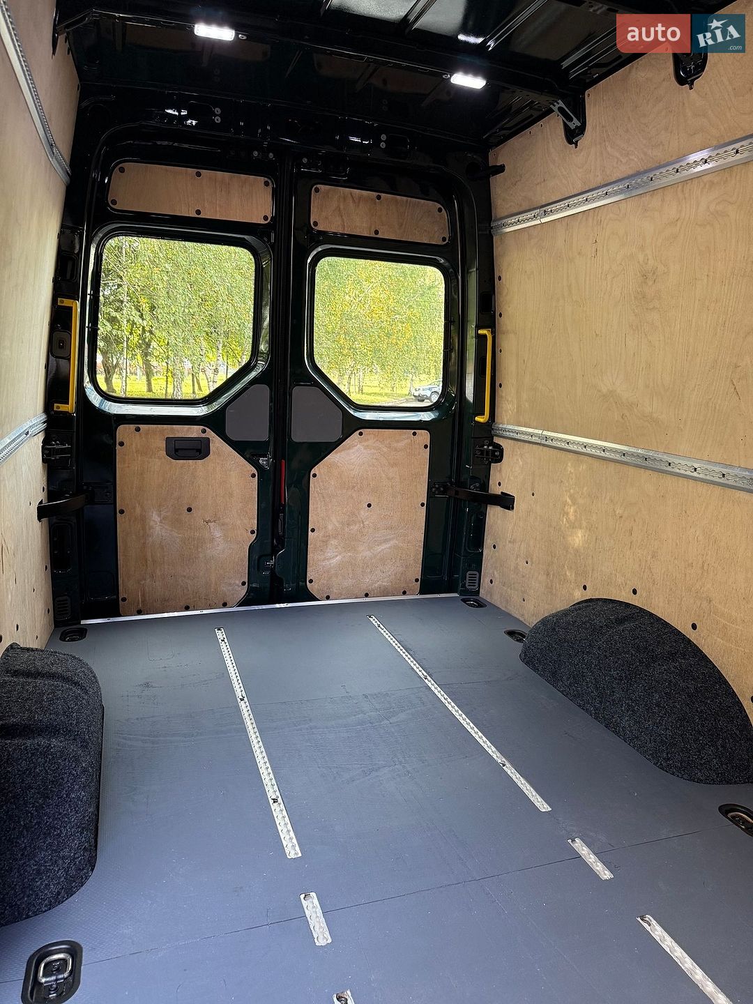 Volkswagen Crafter 2018 VIN WV1ZZZSYZK9021434 фото оголошення 98 з 98