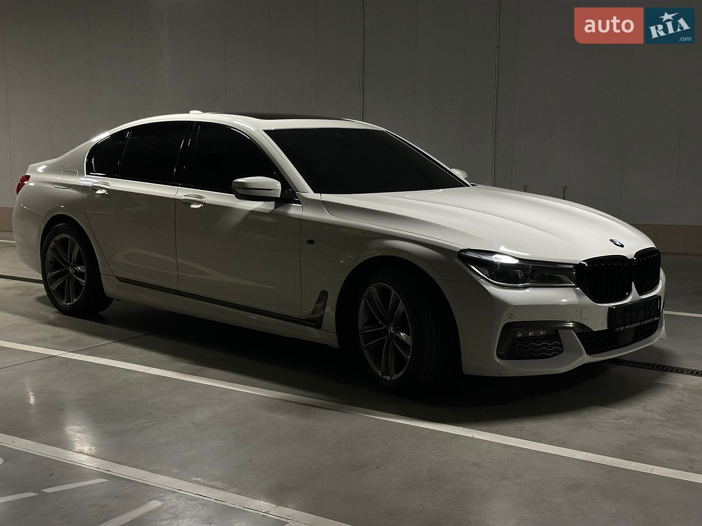 BMW 7 Series 2016 VIN WBA7C41010G641321 фото оголошення 7 з 43