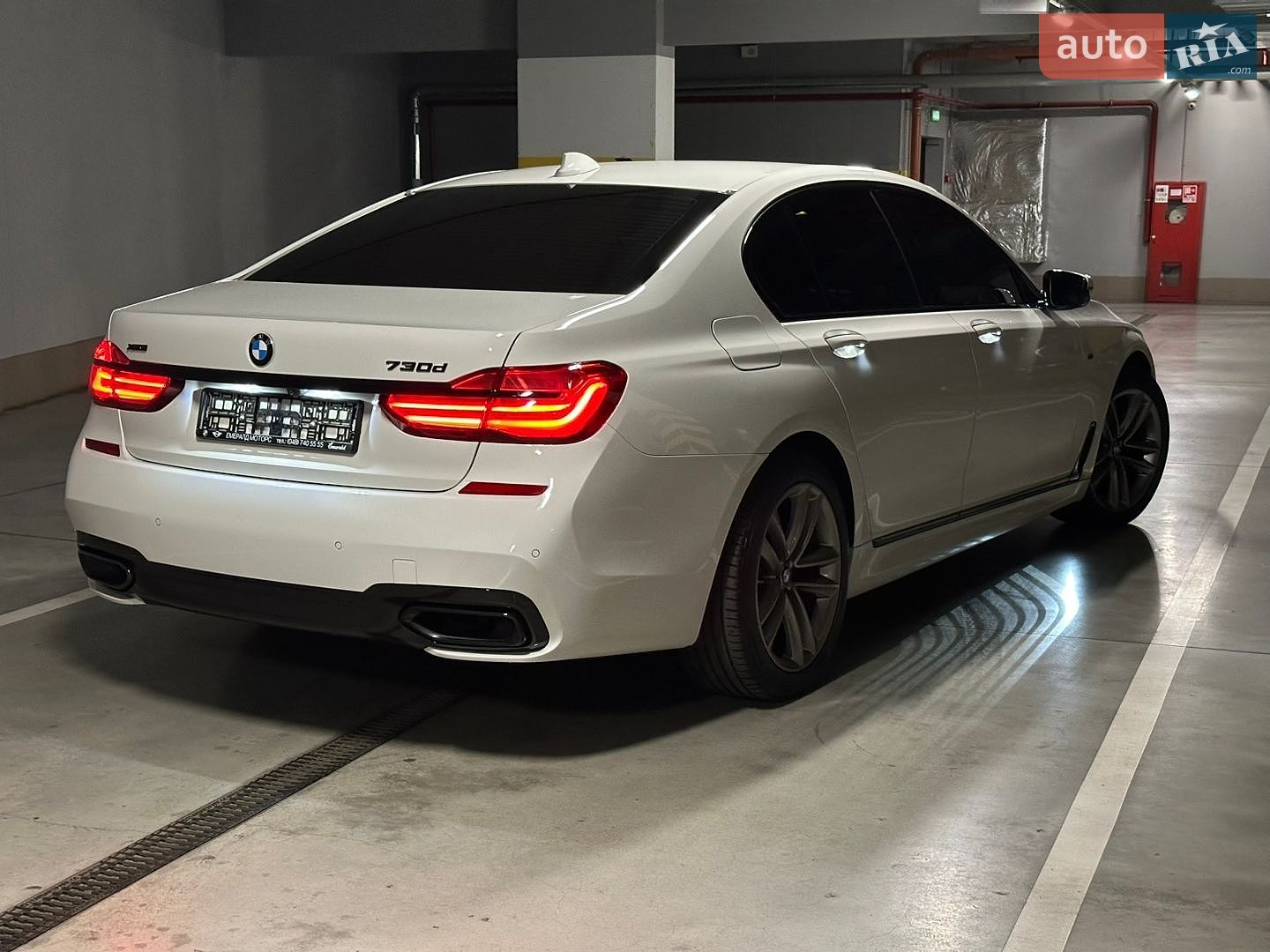 BMW 7 Series 2016 VIN WBA7C41010G641321 фото оголошення 12 з 43