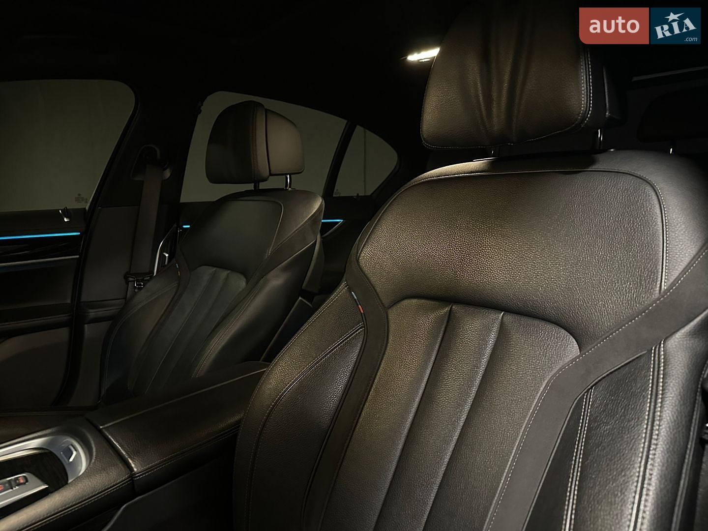 BMW 7 Series 2016 VIN WBA7C41010G641321 фото оголошення 26 з 43