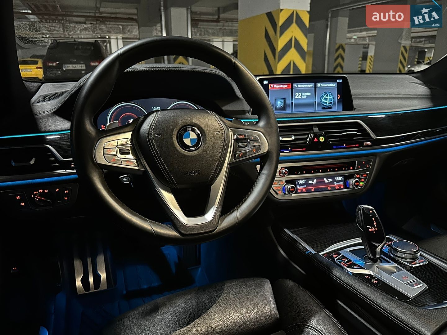 BMW 7 Series 2016 VIN WBA7C41010G641321 фото оголошення 30 з 43