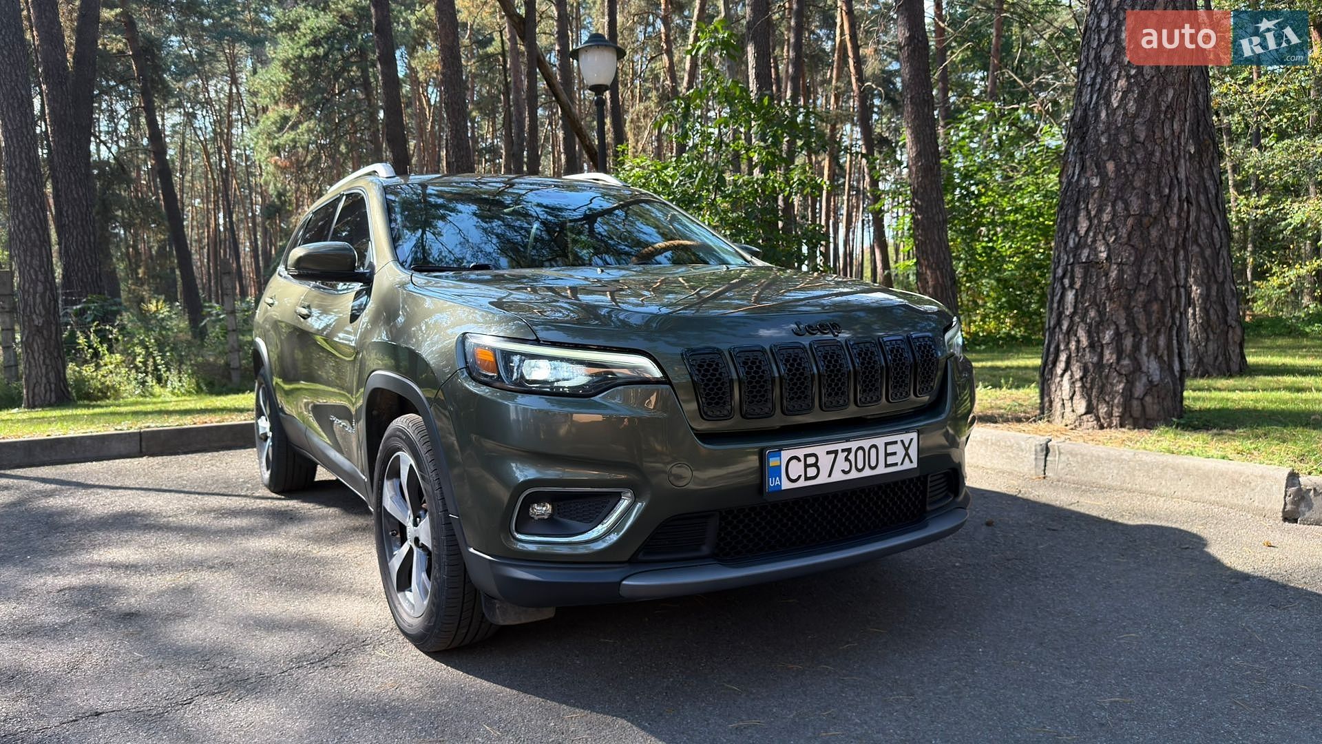 Jeep Cherokee 2018 VIN 1C4PJMDX2KD237546 фото оголошення 23 з 78