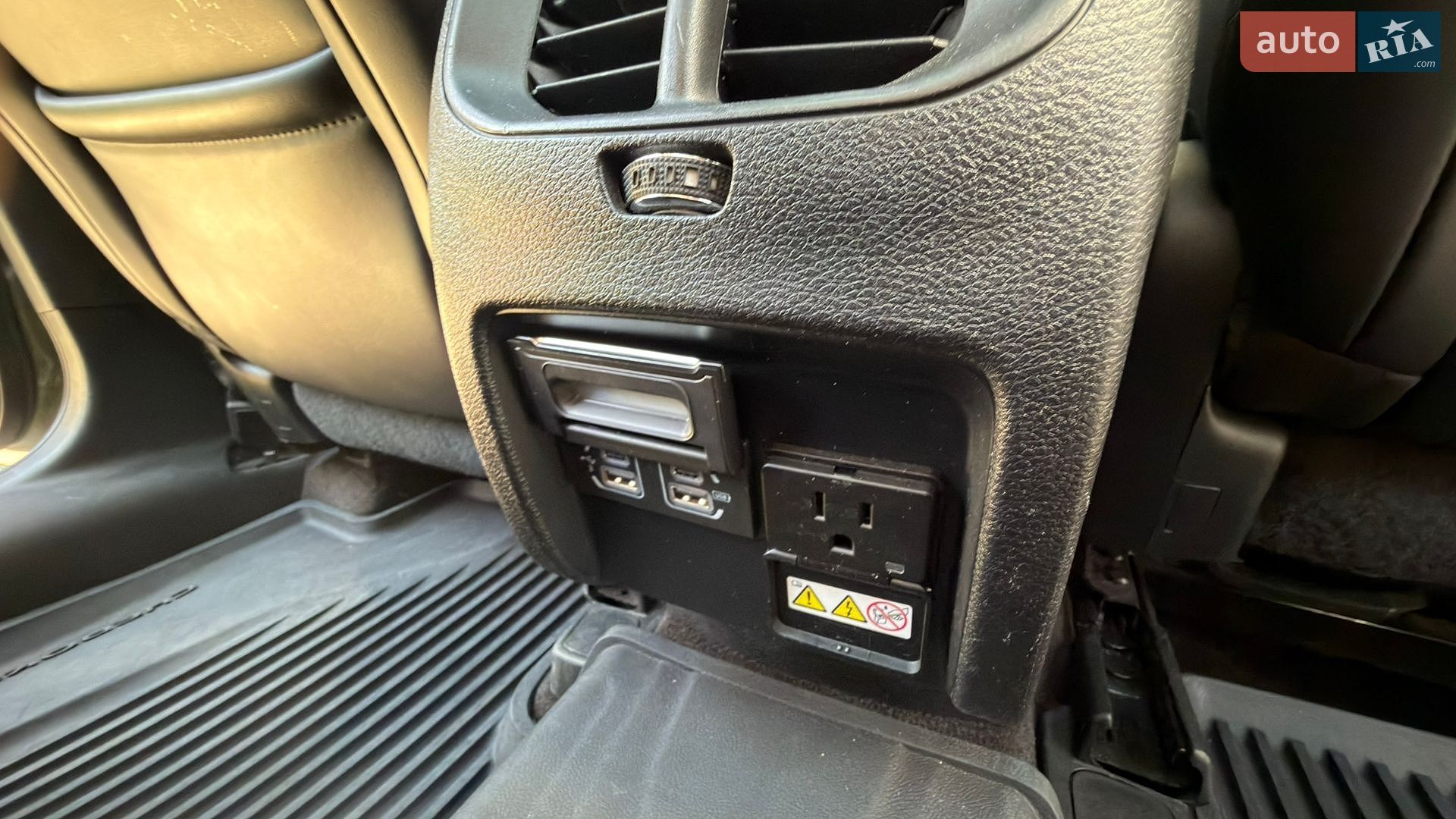 Jeep Cherokee 2018 VIN 1C4PJMDX2KD237546 фото оголошення 52 з 78