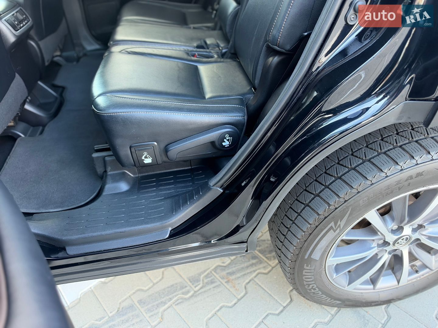 Toyota Highlander 2017 VIN 5TDJGRFH1HS030750 фото оголошення 17 з 64