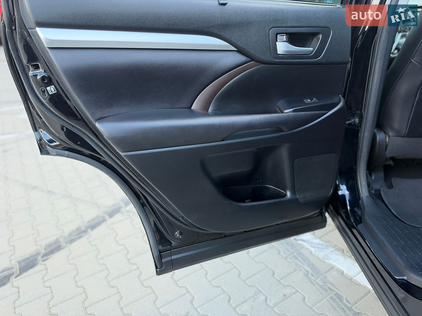 Toyota Highlander 2017 VIN 5TDJGRFH1HS030750 фото оголошення 19 з 64