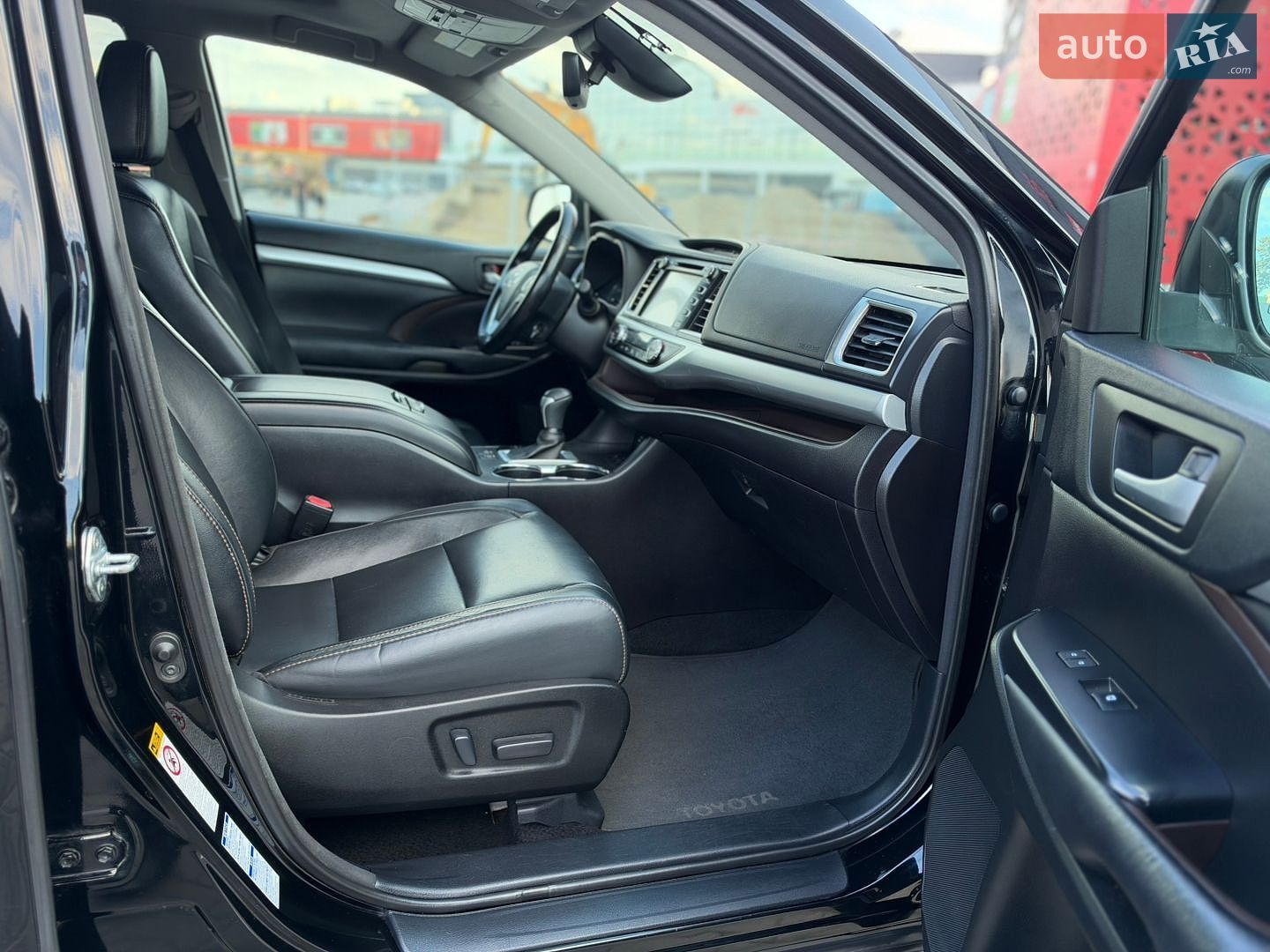 Toyota Highlander 2017 VIN 5TDJGRFH1HS030750 фото оголошення 20 з 64