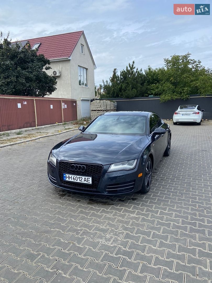 Audi A7 Sportback 2014 VIN WAUWGAFC6FN010960 фото оголошення 4 з 17