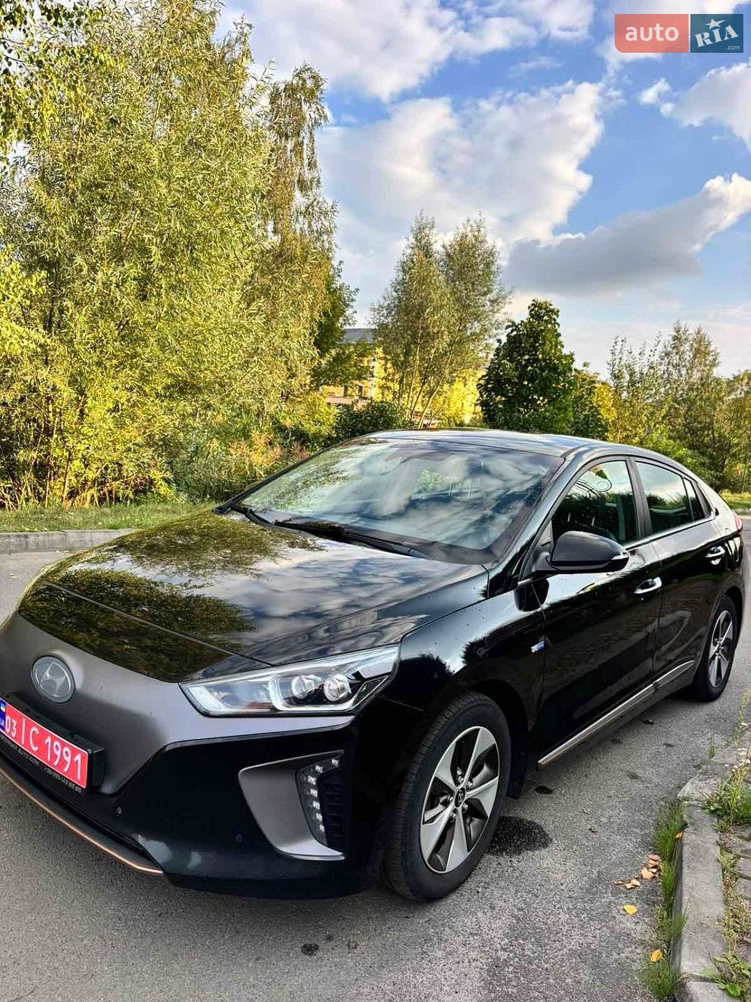 Hyundai Ioniq 2017 VIN KMHC851HFHU013832 фото оголошення 5 з 7