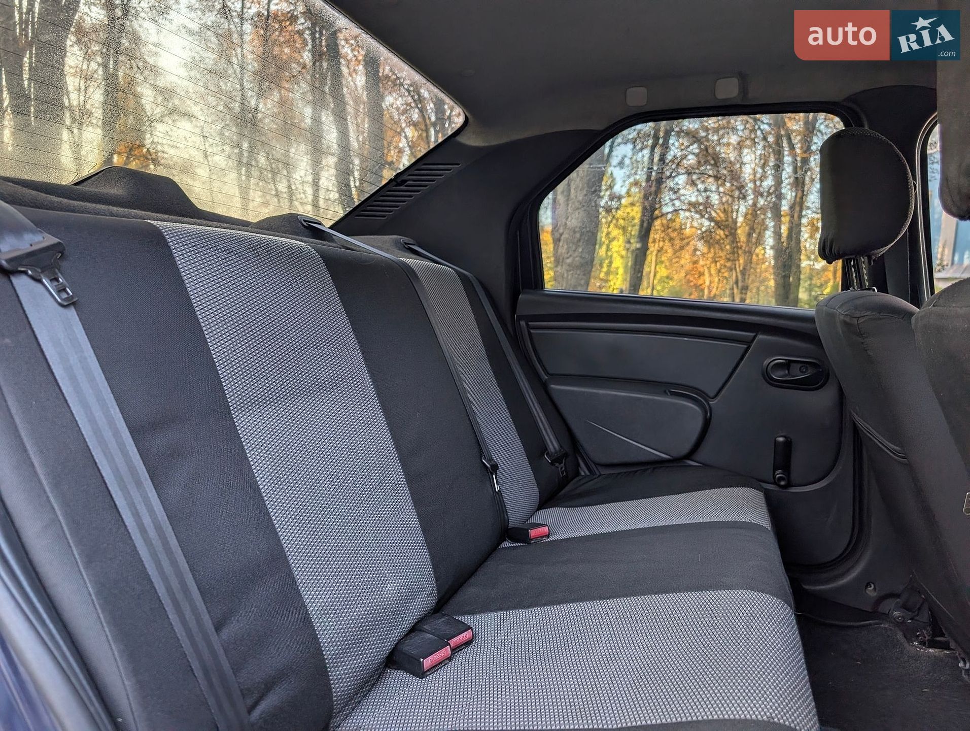 Renault Logan 2010 VIN VF1LSRAAH44655880 фото оголошення 19 з 20