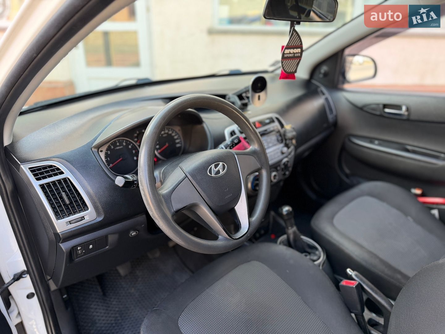 Hyundai i20 2014 VIN NLHBA51BAFZ296023 фото оголошення 6 з 14
