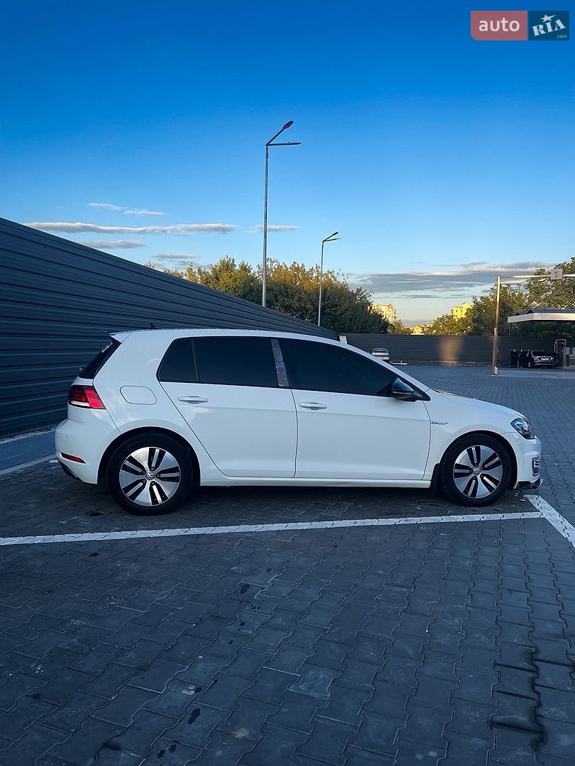 Volkswagen e-Golf 2017 VIN WVWZZZAUZJ8901372 фото оголошення 4 з 23