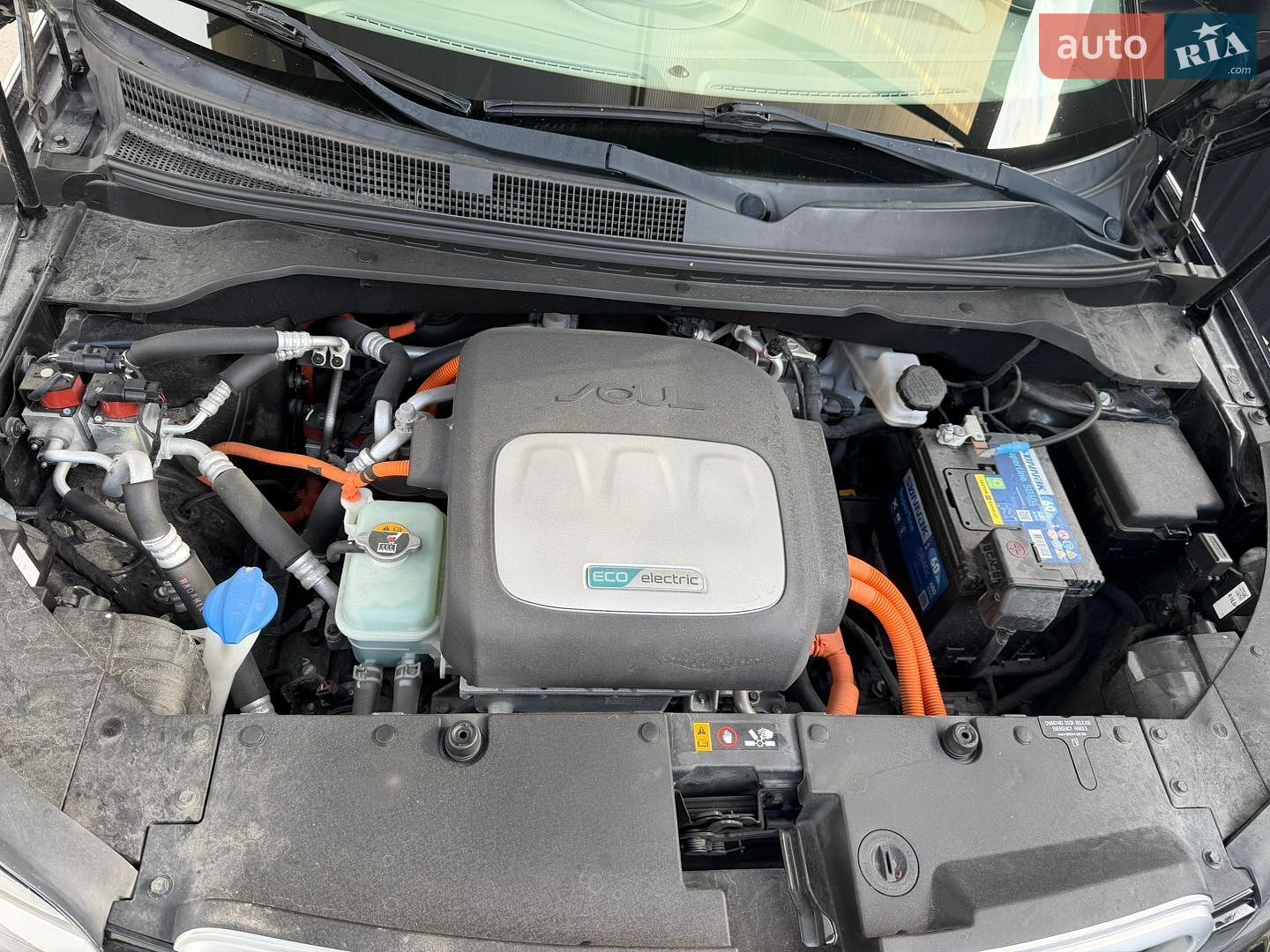 Kia Soul EV 2018 VIN KNAJX81EFJ7031776 фото оголошення 2 з 13