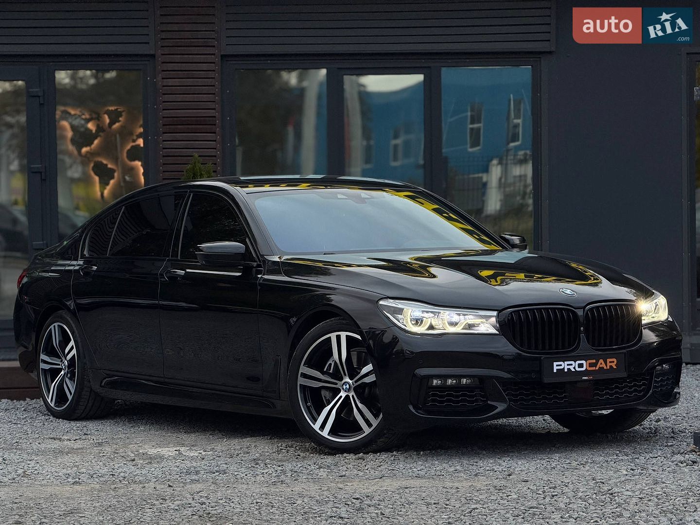 BMW 7 Series 2016 VIN WBA7E2C5XGG714669 фото оголошення 5 з 49