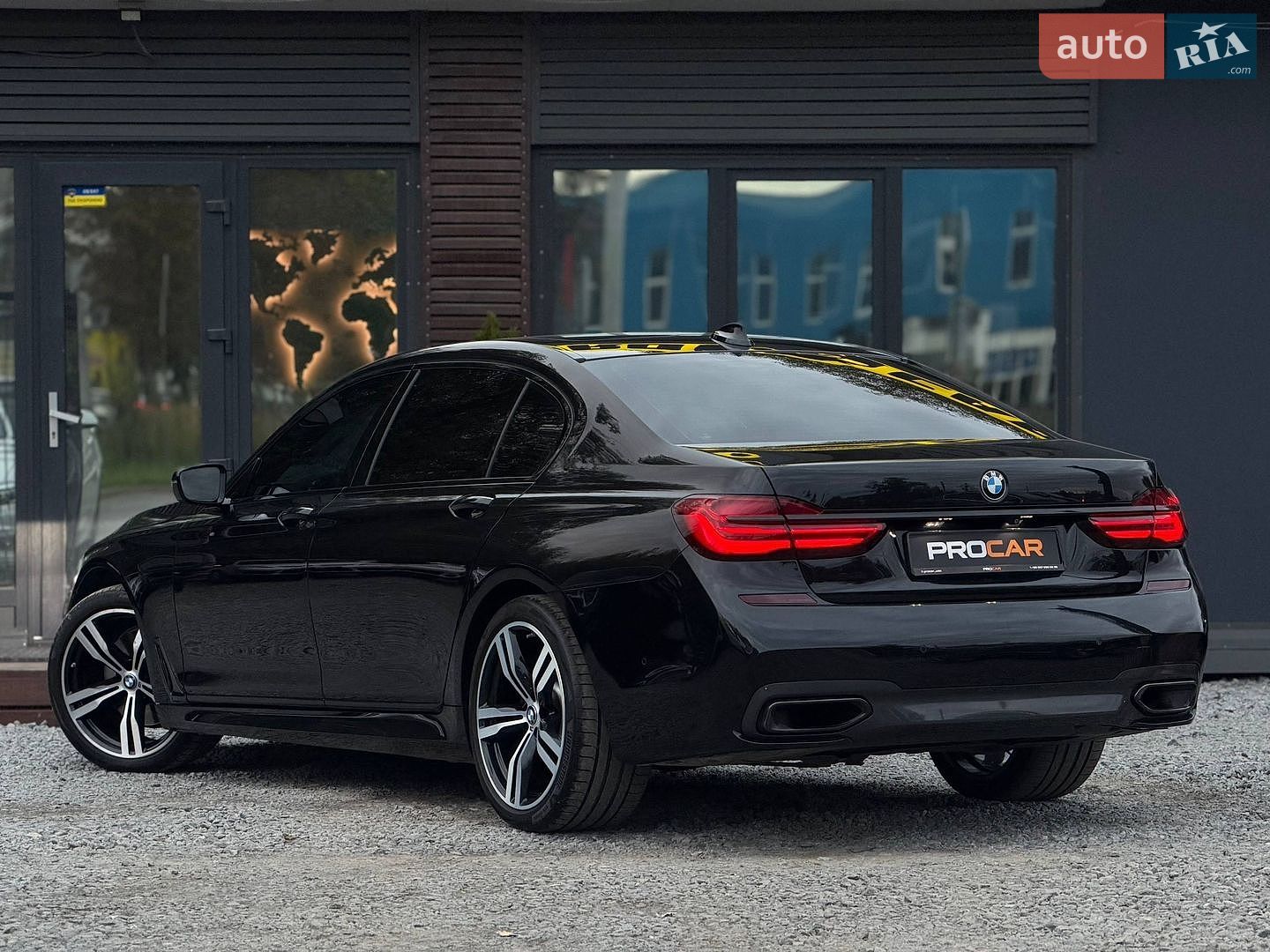 BMW 7 Series 2016 VIN WBA7E2C5XGG714669 фото оголошення 8 з 49
