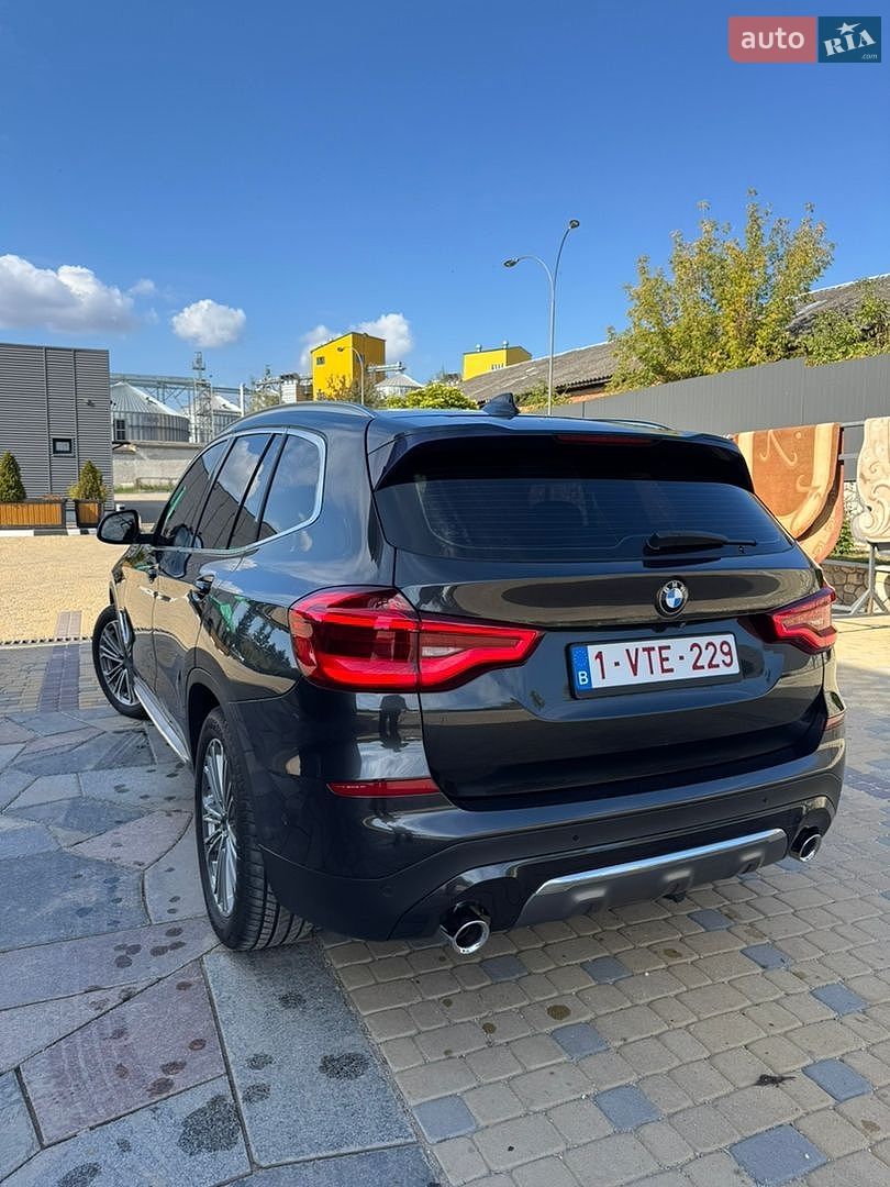 BMW X3 2018 VIN WBATX31030LC28372 фото оголошення 10 з 36