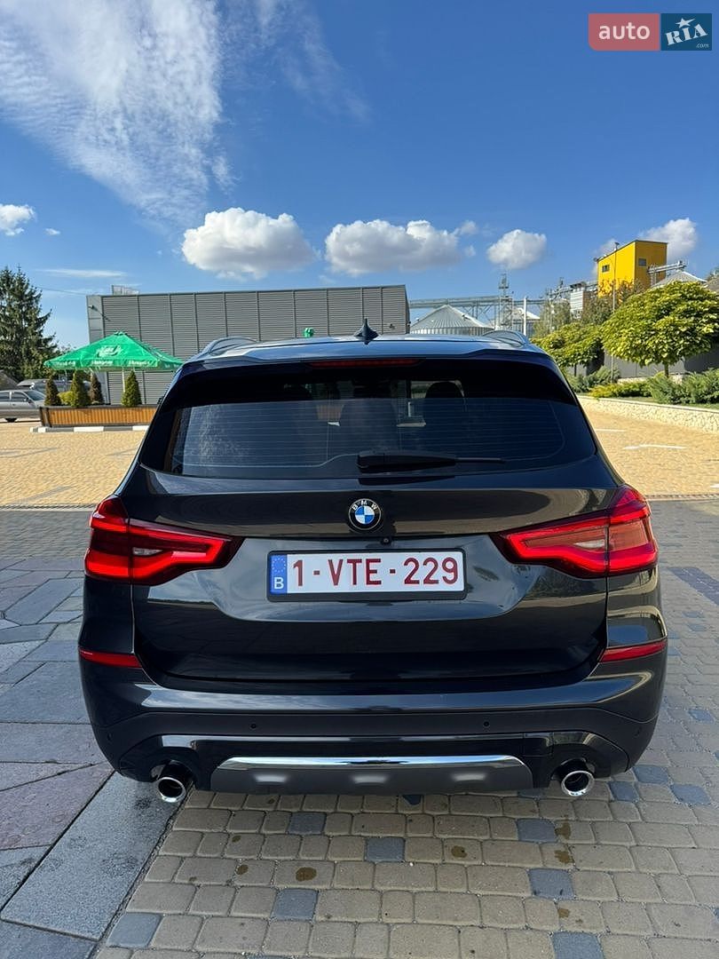 BMW X3 2018 VIN WBATX31030LC28372 фото оголошення 11 з 36