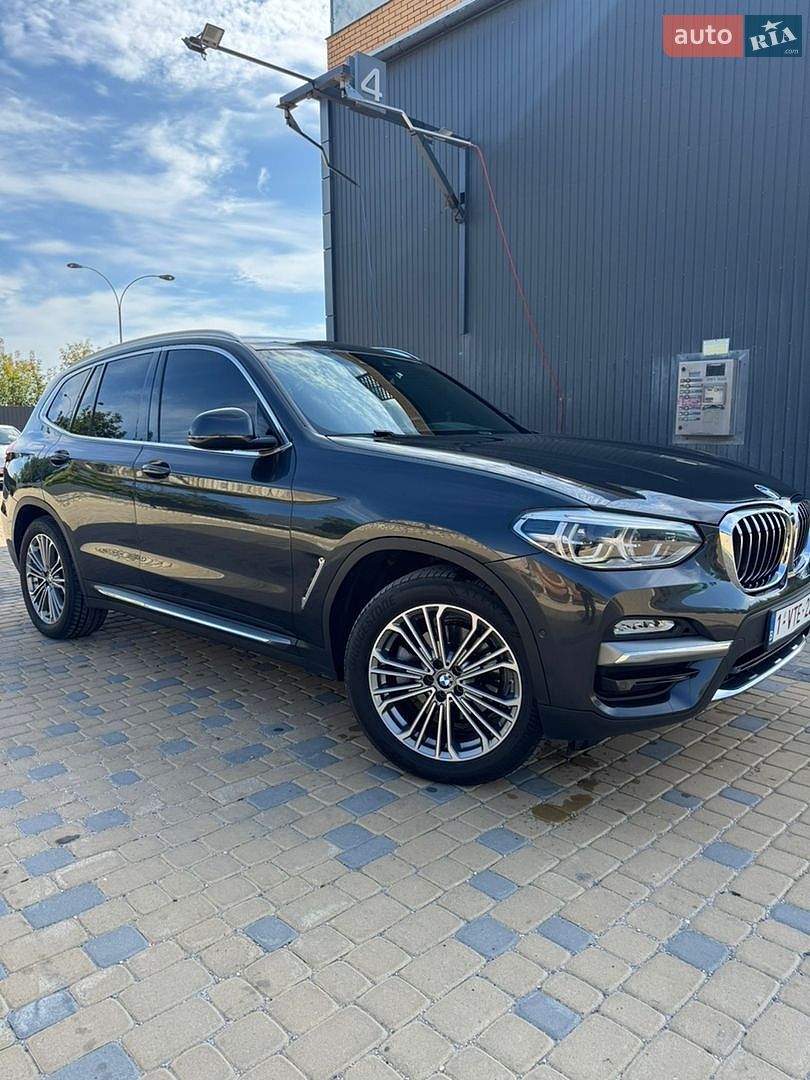 BMW X3 2018 VIN WBATX31030LC28372 фото оголошення 15 з 36