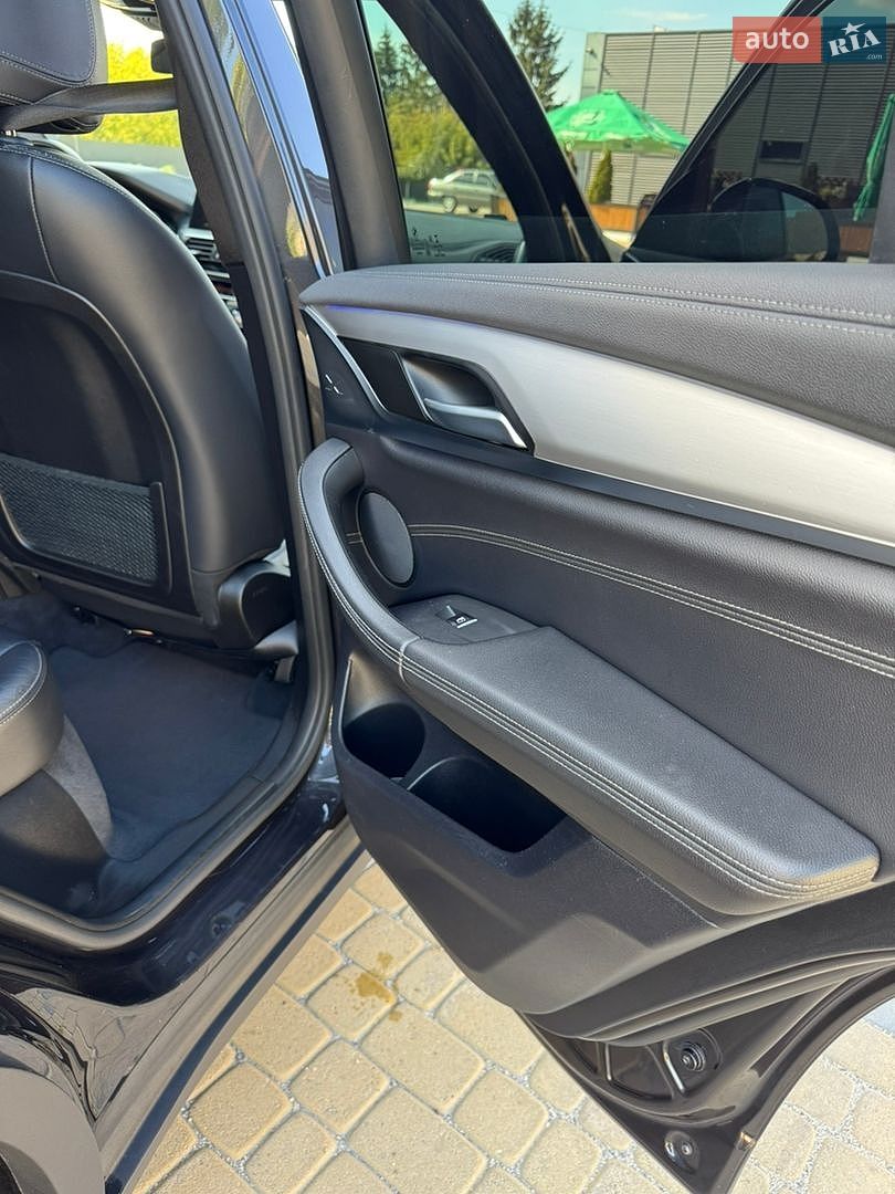 BMW X3 2018 VIN WBATX31030LC28372 фото оголошення 29 з 36