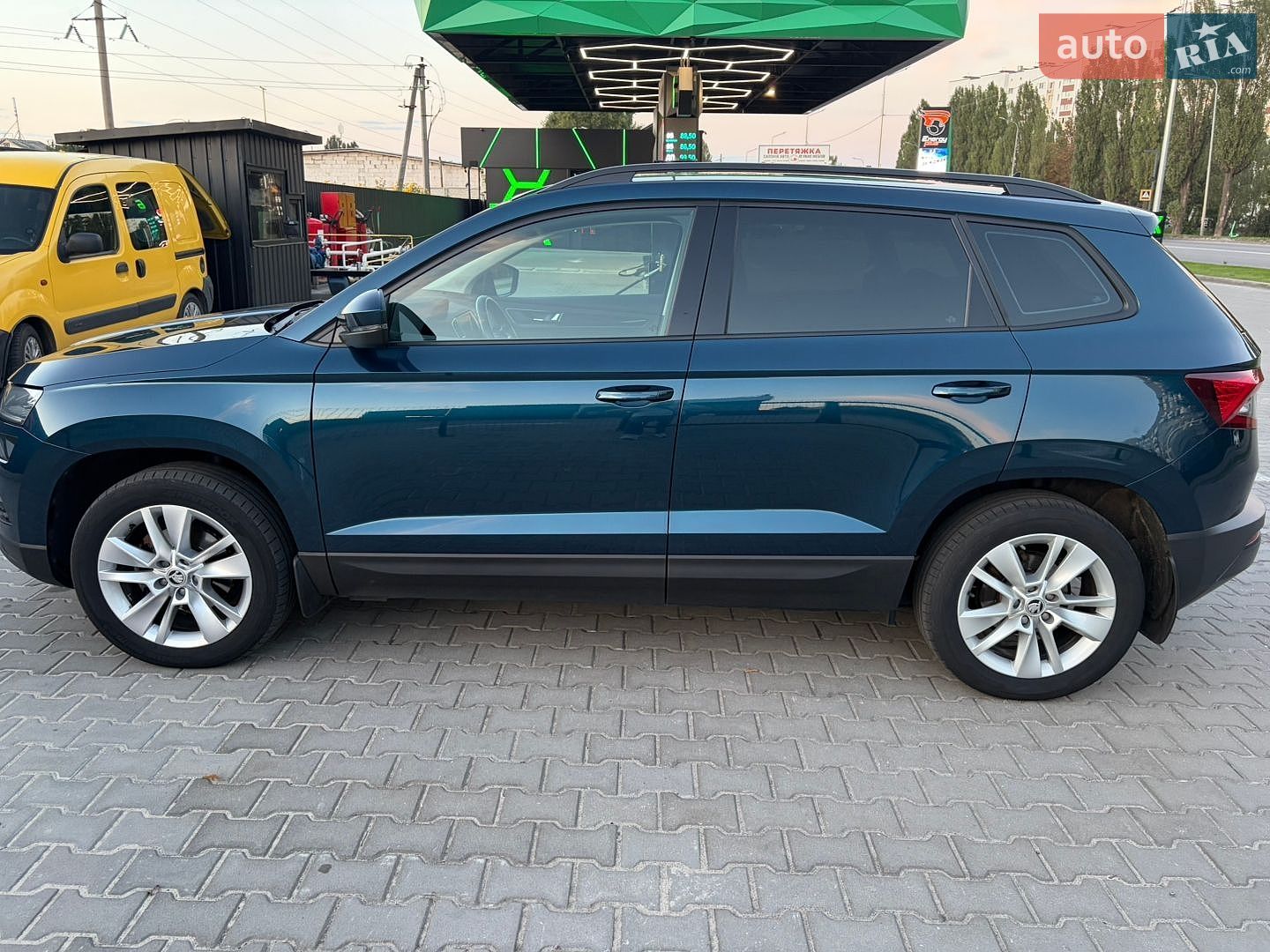 Skoda Karoq 2021 VIN TMBJC6NU3MB250398 фото оголошення 4 з 43