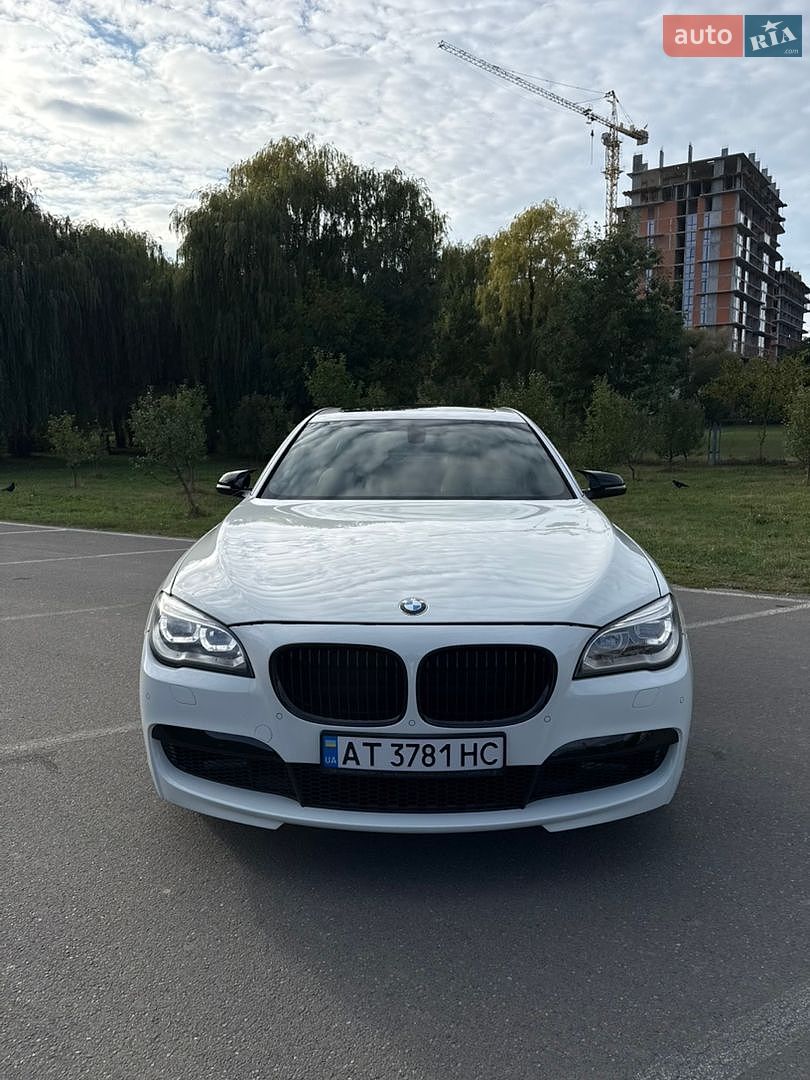 BMW 7 Series 2013 VIN WBAYE4C55DD136915 фото оголошення 4 з 26