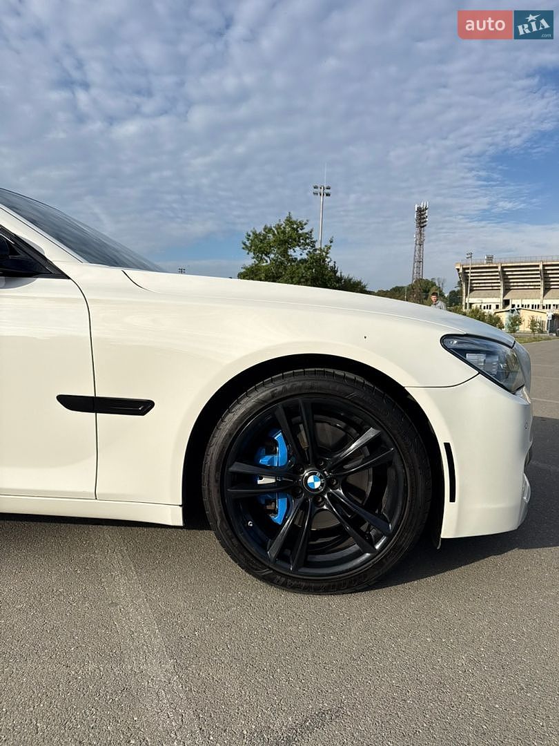 BMW 7 Series 2013 VIN WBAYE4C55DD136915 фото оголошення 5 з 26