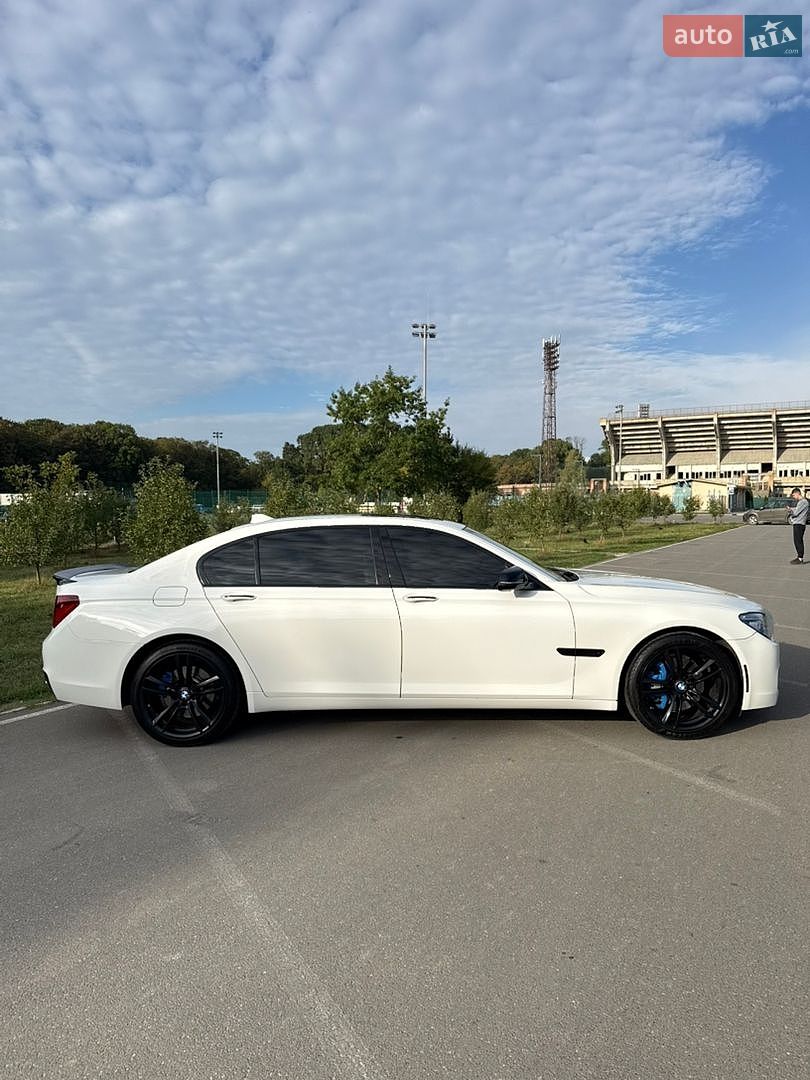 BMW 7 Series 2013 VIN WBAYE4C55DD136915 фото оголошення 7 з 26