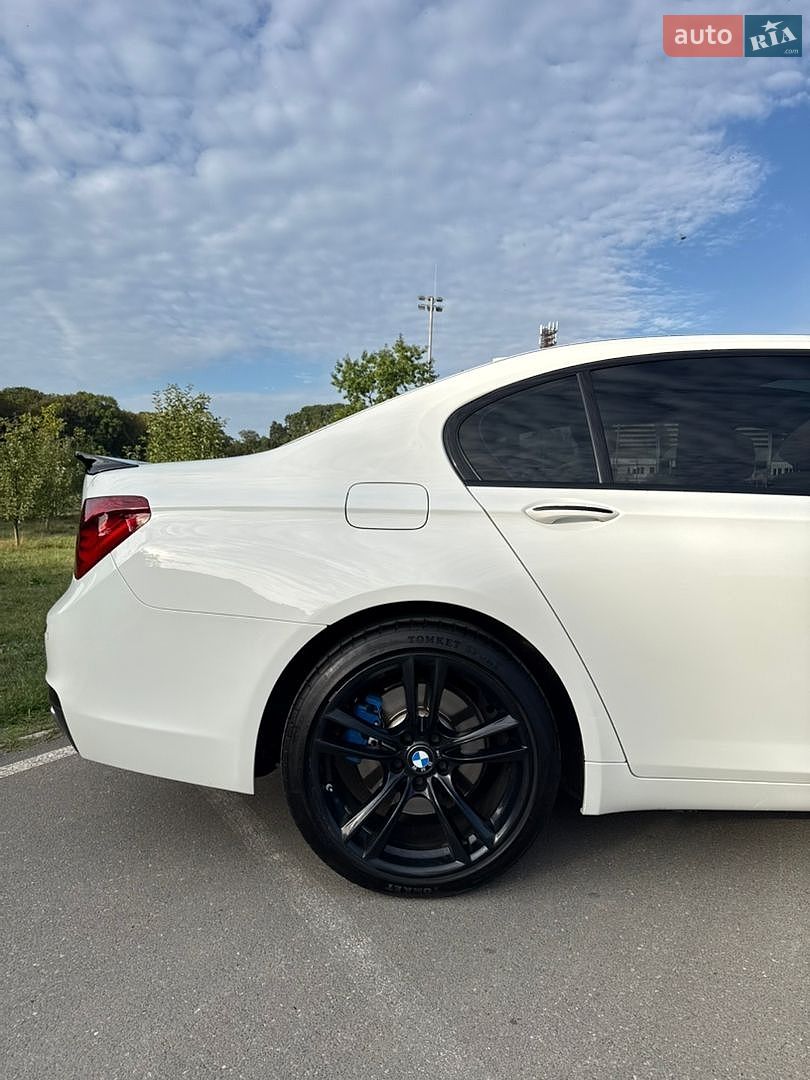 BMW 7 Series 2013 VIN WBAYE4C55DD136915 фото оголошення 8 з 26