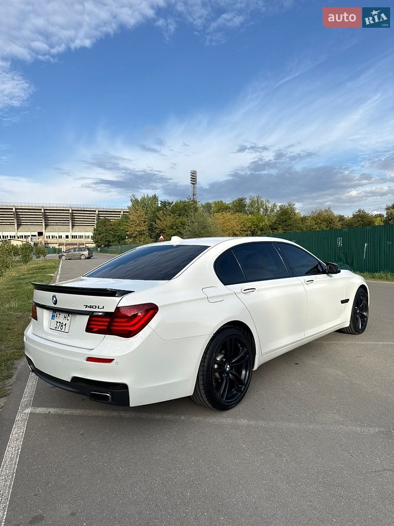 BMW 7 Series 2013 VIN WBAYE4C55DD136915 фото оголошення 9 з 26