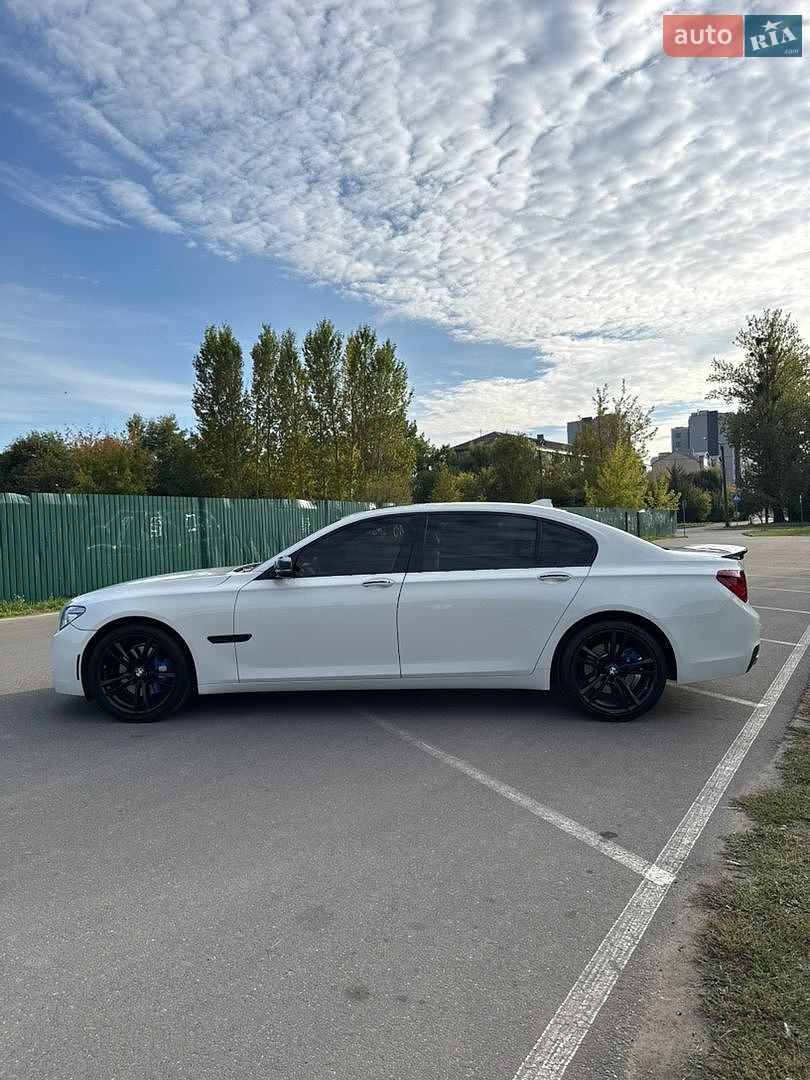 BMW 7 Series 2013 VIN WBAYE4C55DD136915 фото оголошення 13 з 26